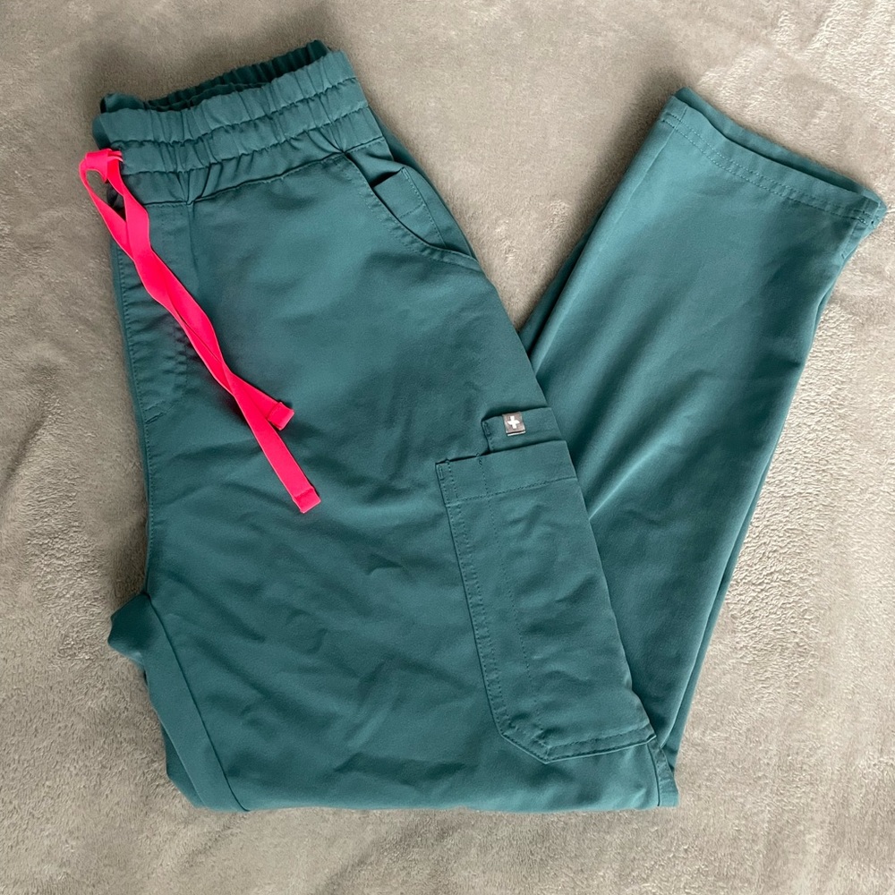 Figs High-Waisted Petite Yola Scrubs - Small, Hydrogreen